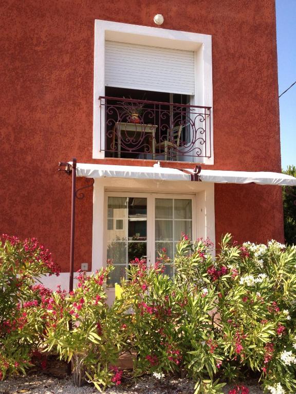 Residence Hoteliere La Pinede Bleue Hyères Dış mekan fotoğraf